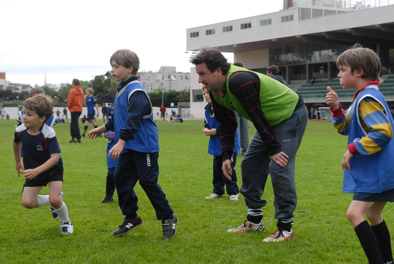 Rendons à César